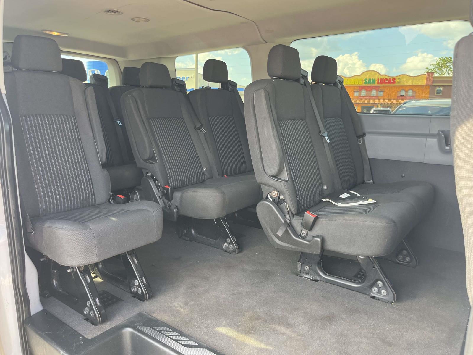 2015 Ford Transit XL - Photo 7