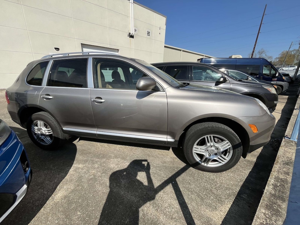 Used 2004 Porsche Cayenne SUV TIPTRON Sport Utility