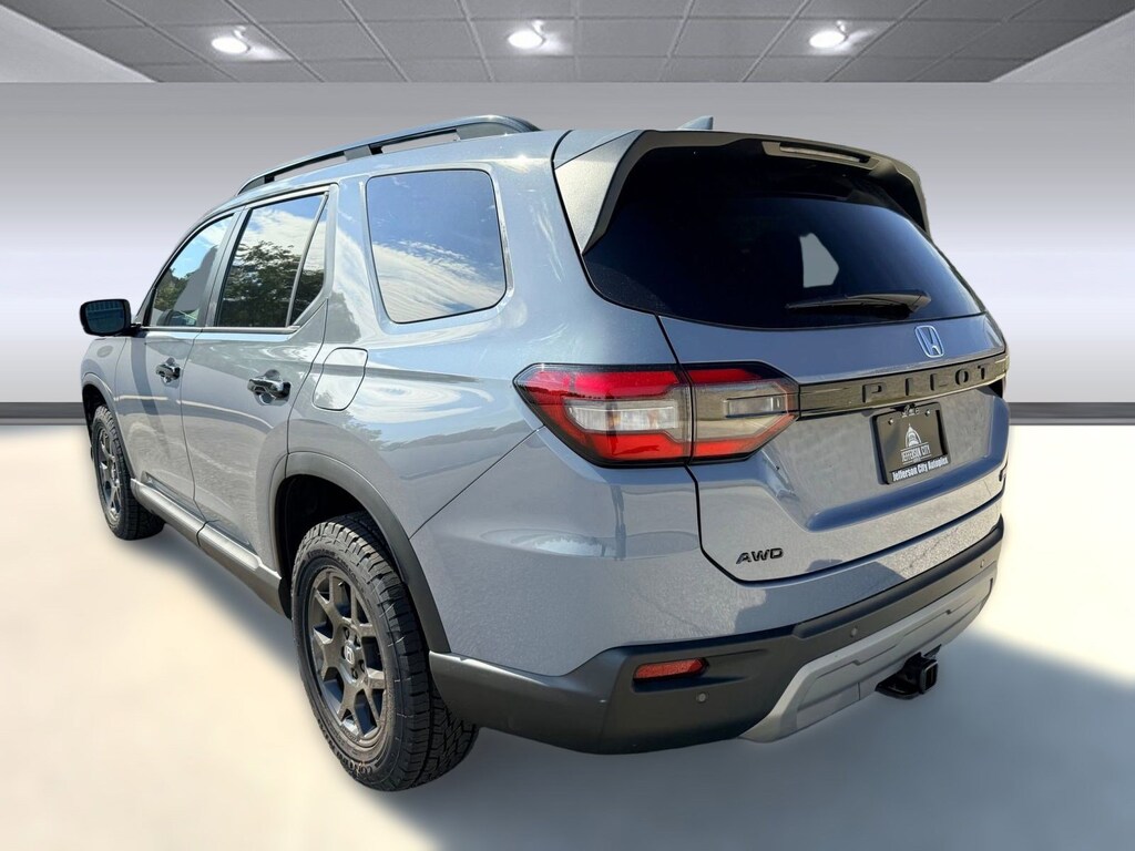 New 2025 Honda Pilot TrailSport SUV
