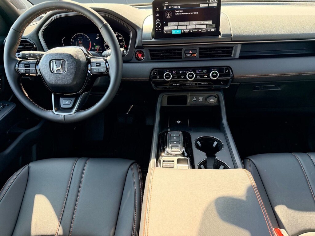 New 2025 Honda Pilot TrailSport SUV