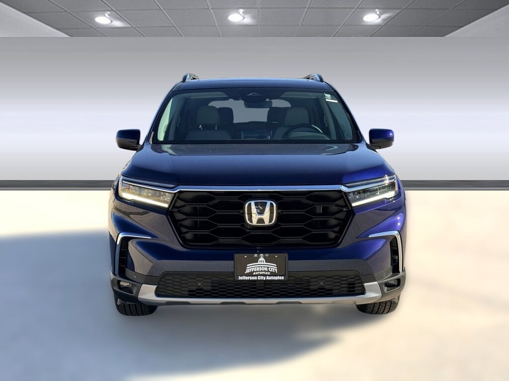 New 2025 Honda Pilot Touring SUV