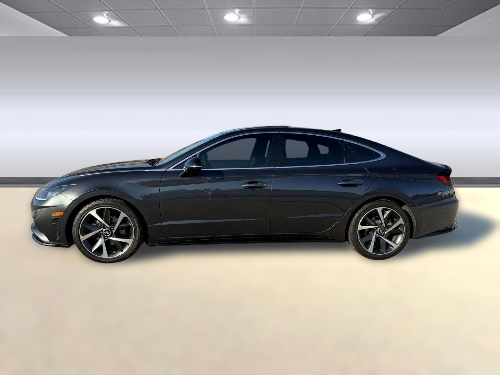 2022 Hyundai Sonata SEL Plus photo 2