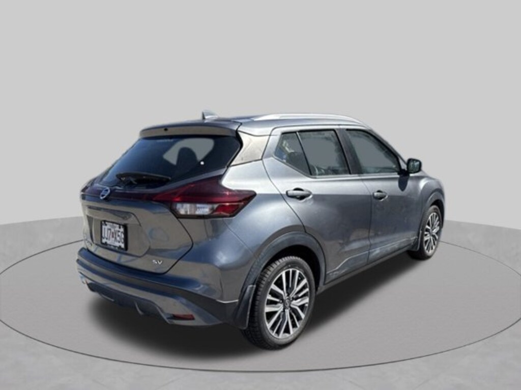 Used 2021 Nissan Kicks SV SV FWD