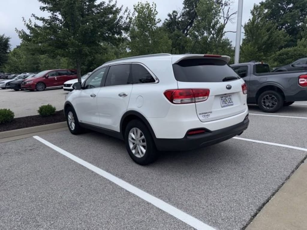 Used 2017 Kia Sorento LX LX AWD