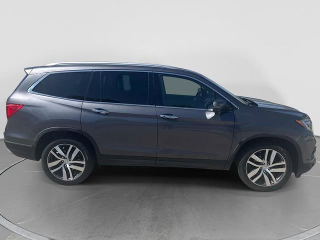 Used 2017 Honda Pilot Touring Touring AWD