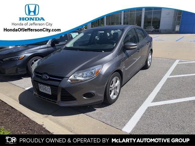 2014 Ford Focus Sedan SE's photo