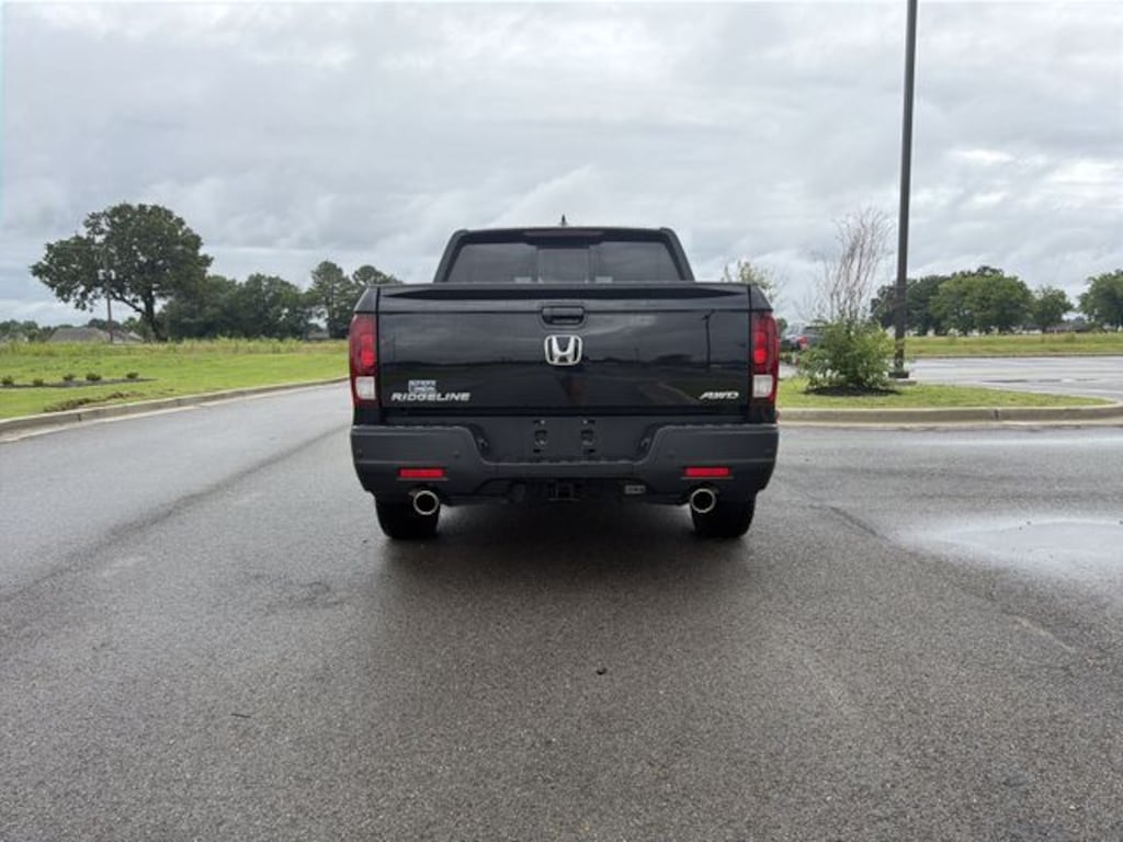 Used 2023 Honda Ridgeline RTL-E Truck