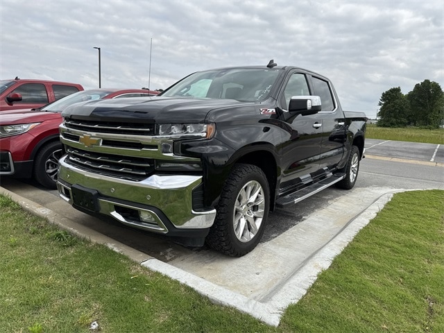 Used 2022 Chevrolet Silverado 1500 Limited LTZ with VIN 1GCUYGEDXNZ118851 for sale in Jonesboro, AR