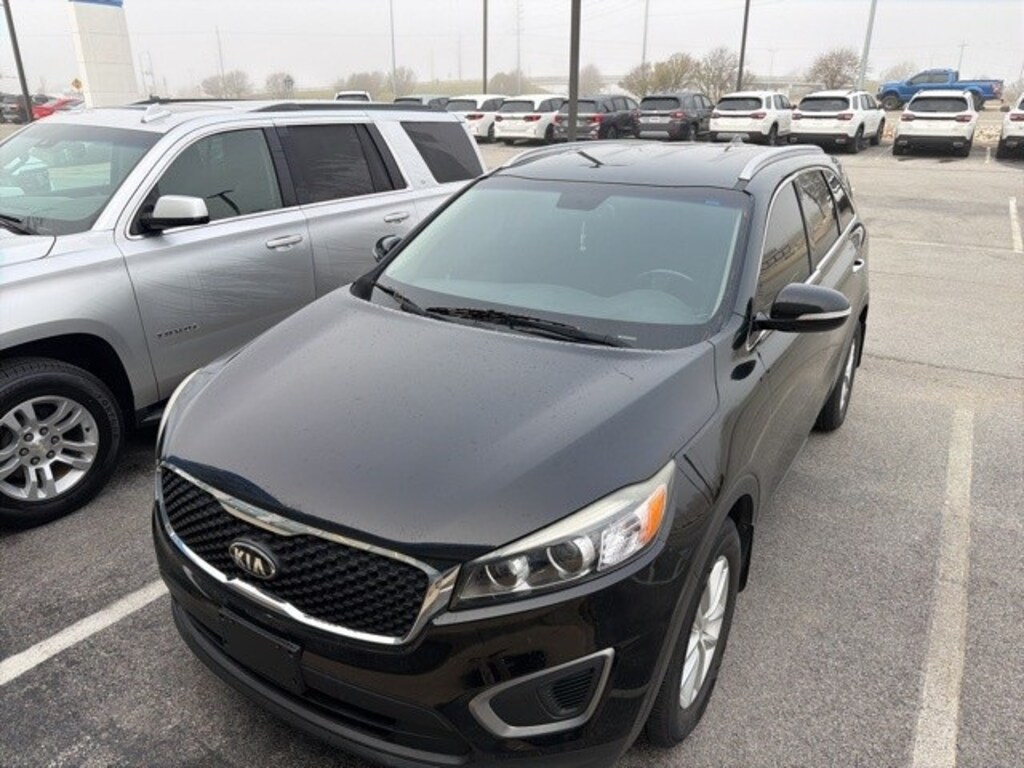 Used 2017 Kia Sorento LX SUV