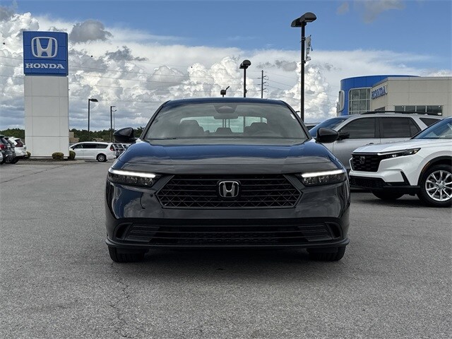 2025 Honda Accord Hybrid Sport photo 2
