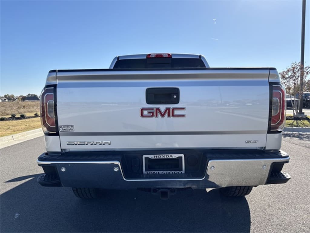 Used 2017 GMC Sierra 1500 SLT Truck