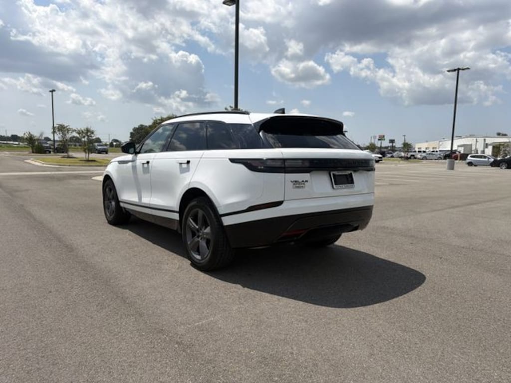 Used 2025 Land Rover Range Rover Velar Dynamic SE SUV