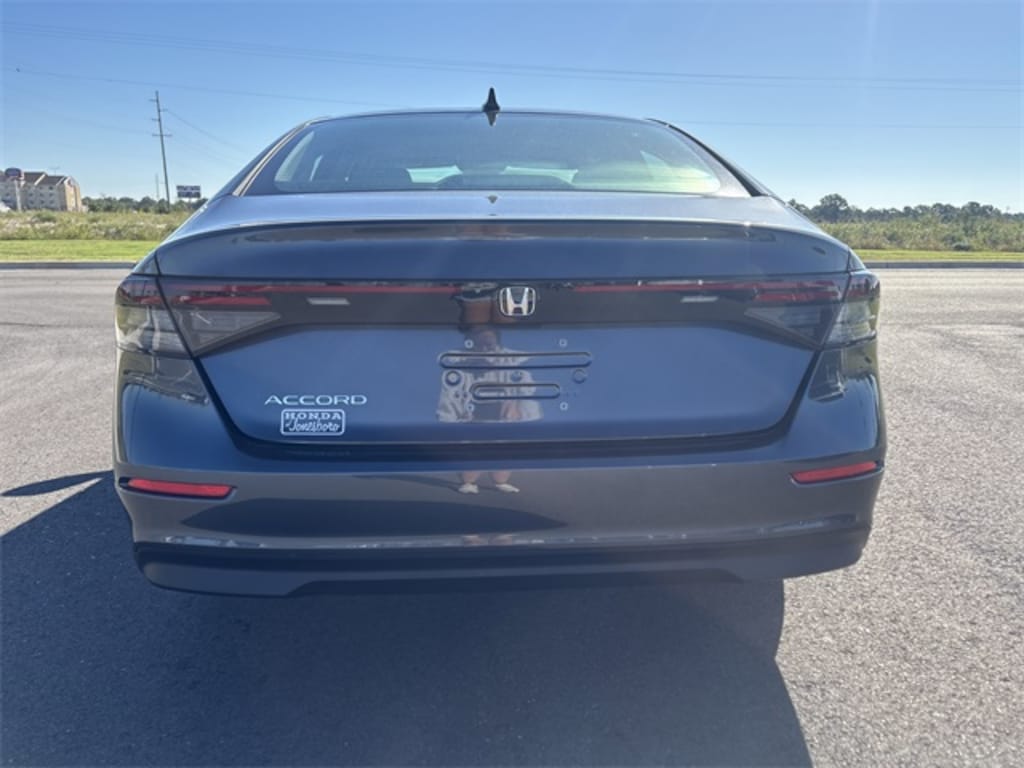 New 2025 Honda Accord SE Sedan