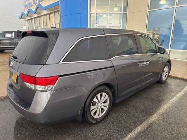 2017 Honda Odyssey EX-L photo 3