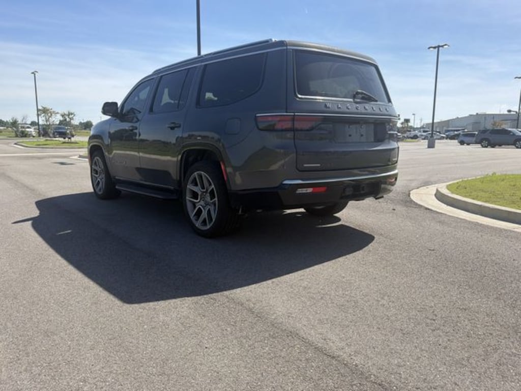 Used 2022 Jeep Wagoneer Series II SUV