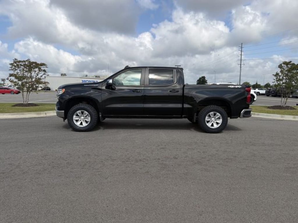 Used 2025 Chevrolet Silverado 1500 LT Truck