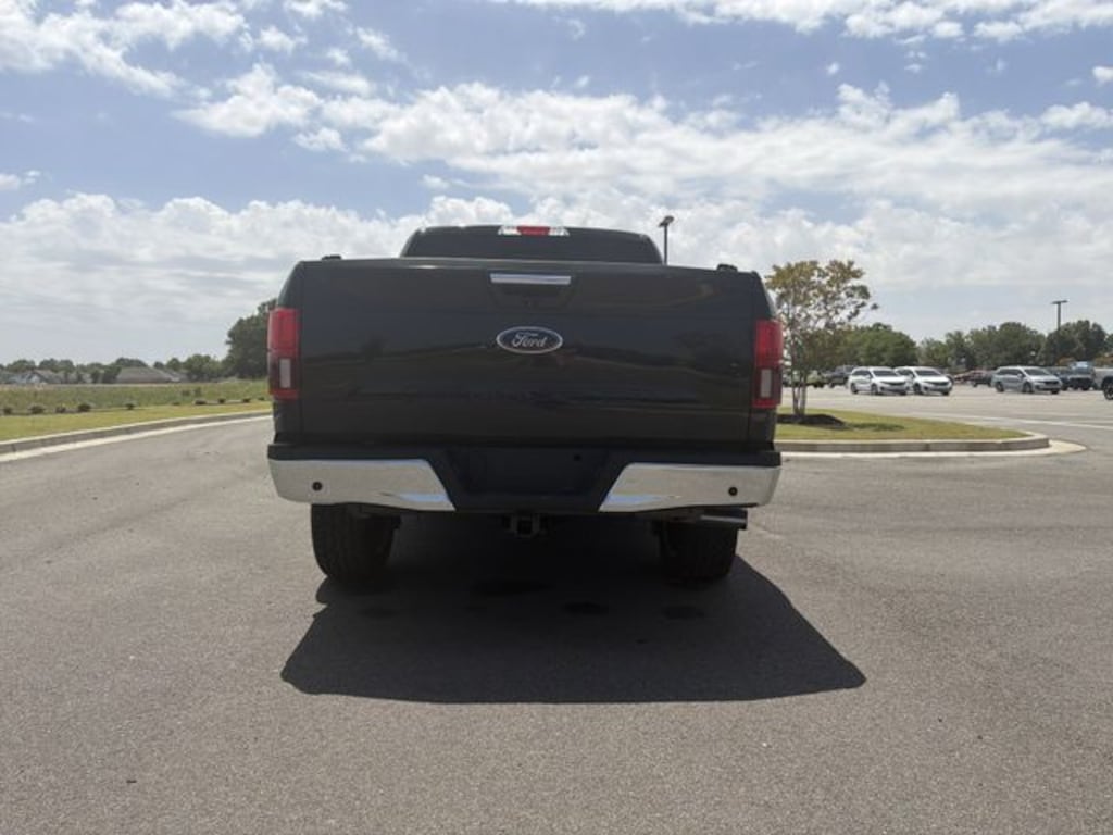 Used 2019 Ford F-150 Lariat Truck
