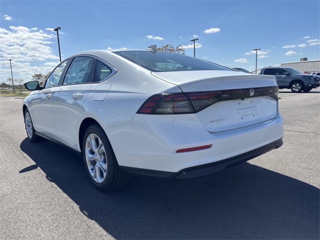 New 2025 Honda Accord LX Sedan