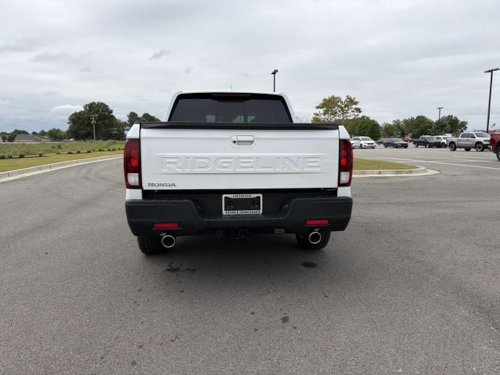 New 2026 Honda Ridgeline RTL Truck Crew Cab