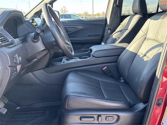 2025 Honda Ridgeline TrailSport photo 3