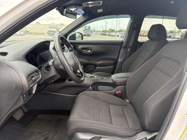 2025 Honda HR-V Sport - Photo 9