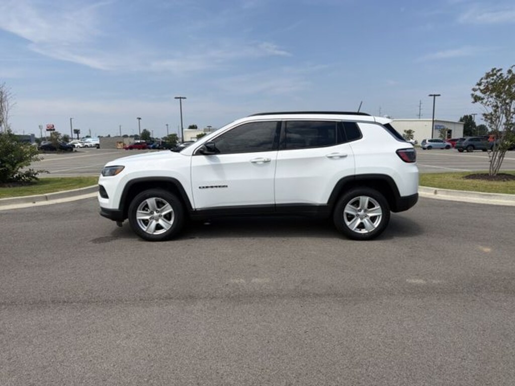 Used 2022 Jeep Compass Latitude SUV
