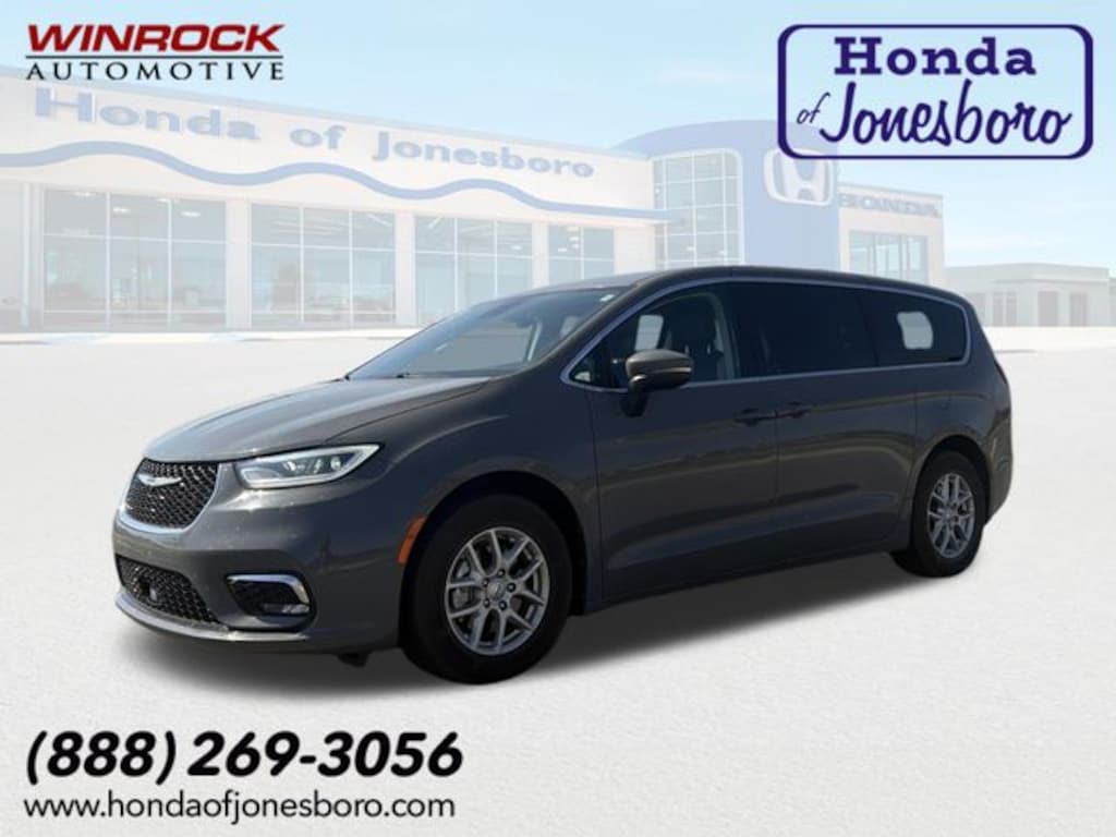Used 2023 Chrysler Pacifica Touring L Minivan/Van