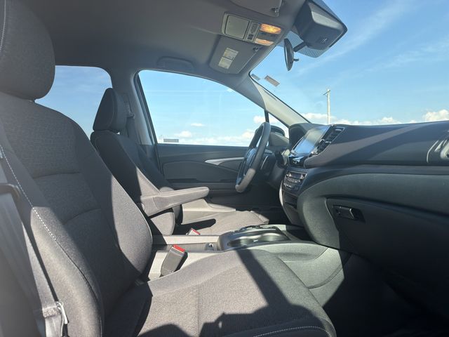 2023 Honda Ridgeline Sport - Photo 14