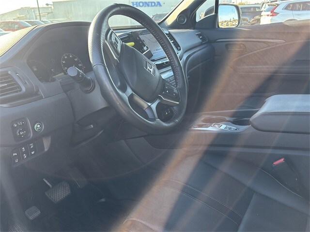 2025 Honda Ridgeline TrailSport photo 4