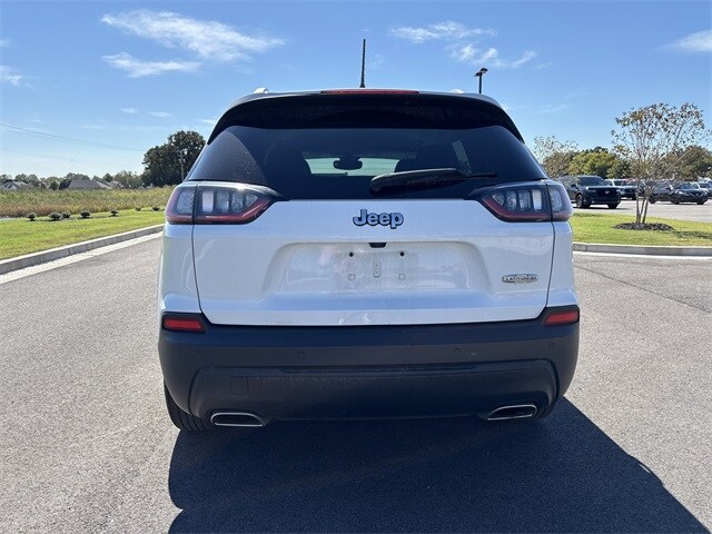 2021 Jeep Cherokee Latitude Lux photo 2