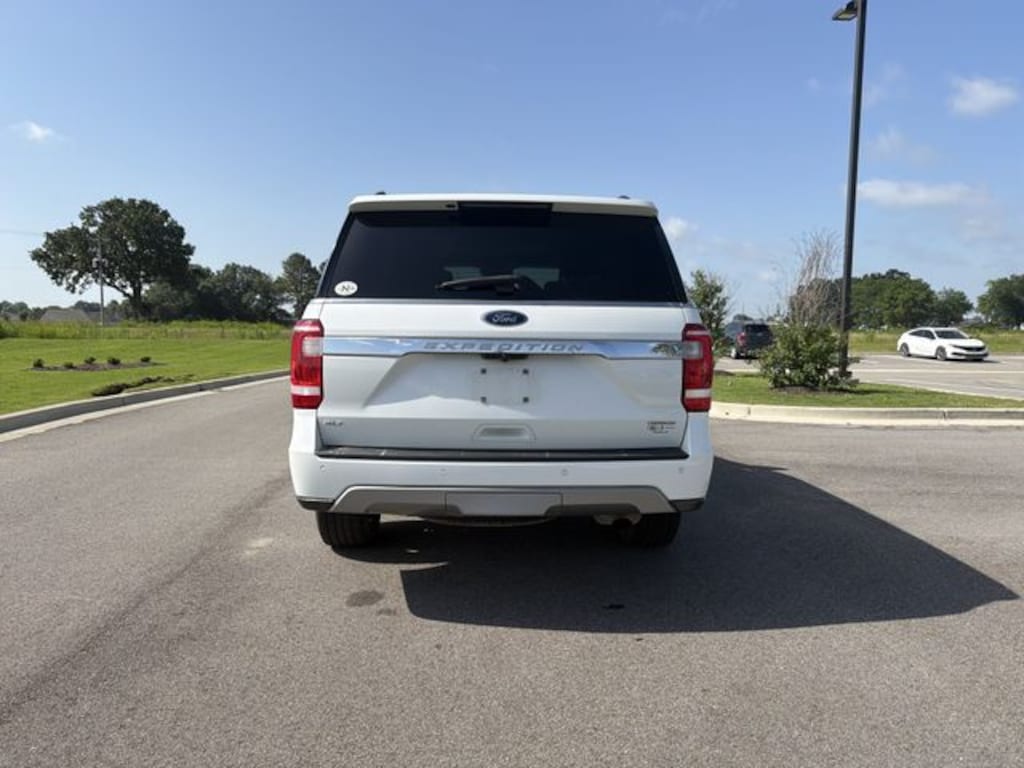 Used 2021 Ford Expedition XLT SUV