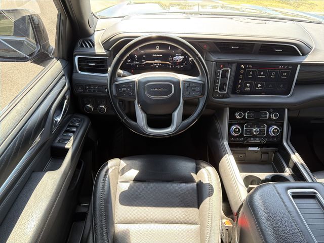 2024 GMC Yukon Denali - Photo 25