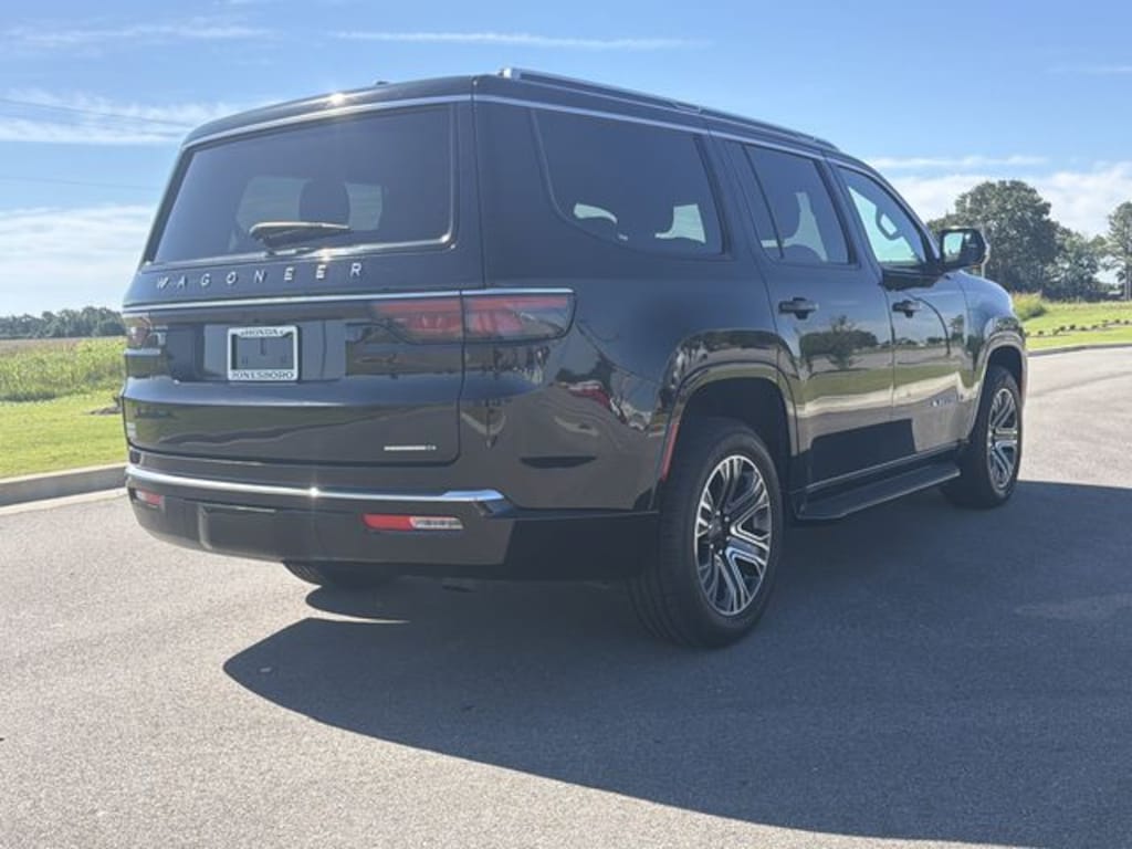 Used 2024 Jeep Wagoneer Series II SUV