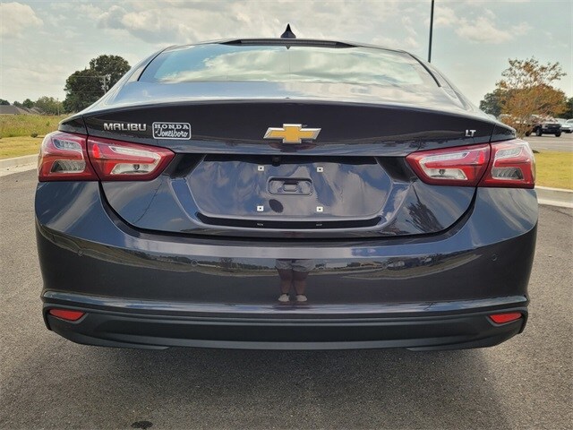 2022 Chevrolet Malibu 1LT photo 3