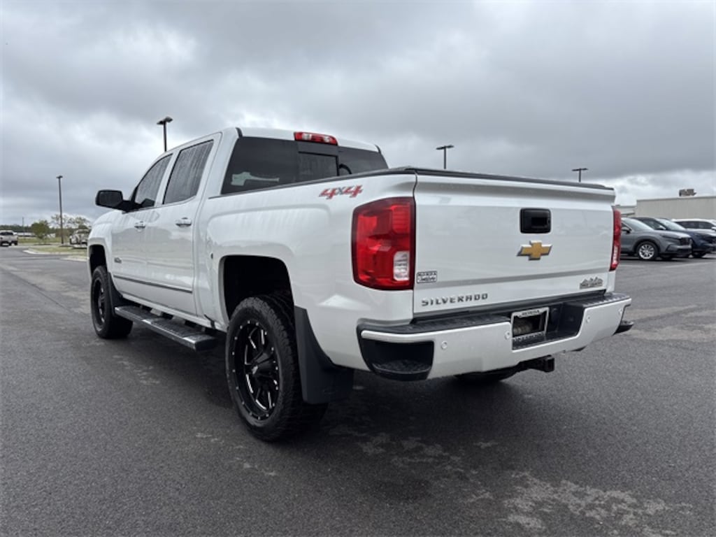 Used 2017 Chevrolet Silverado 1500 High Country Truck