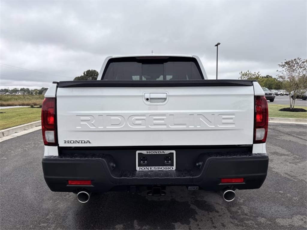 New 2026 Honda Ridgeline RTL Truck Crew Cab