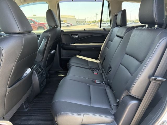 2022 Honda Pilot Touring - Photo 12