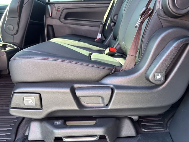 2026 Honda Odyssey Sport L - Photo 16
