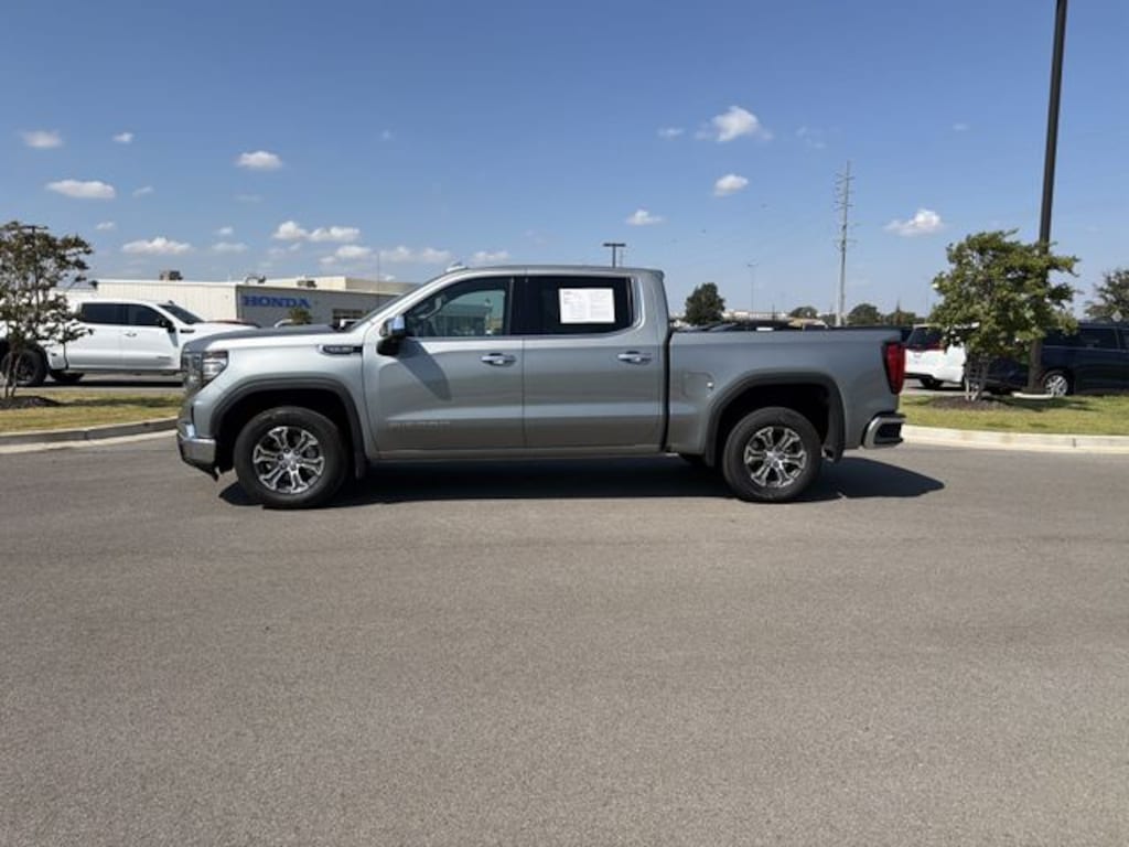 Used 2025 GMC Sierra 1500 SLT Truck