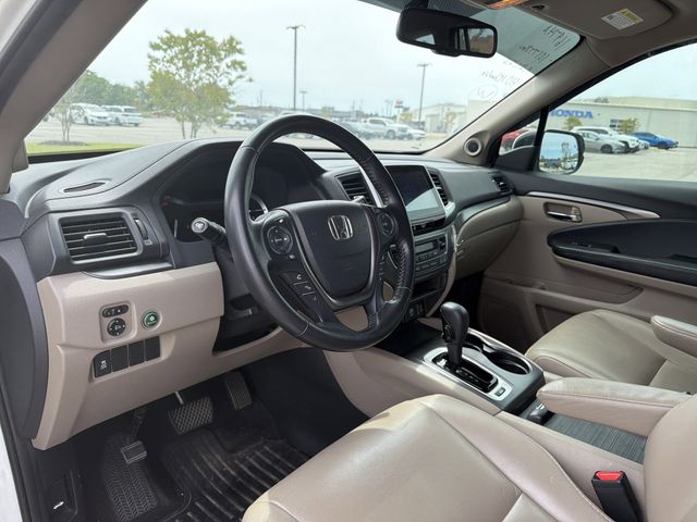 2018 Honda Pilot EX-L - Photo 12