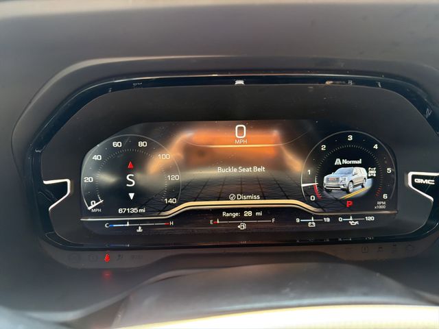 2024 GMC Yukon Denali - Photo 29