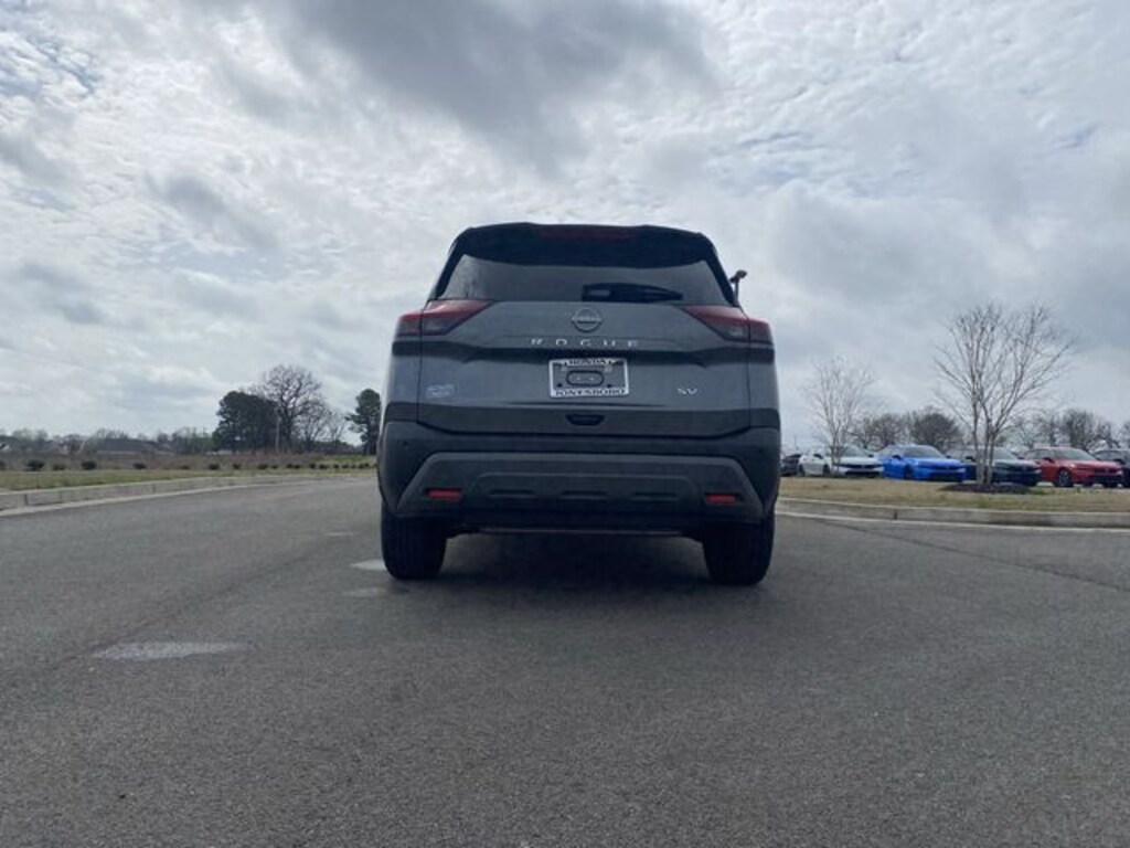 Used 2023 Nissan Rogue SV SUV