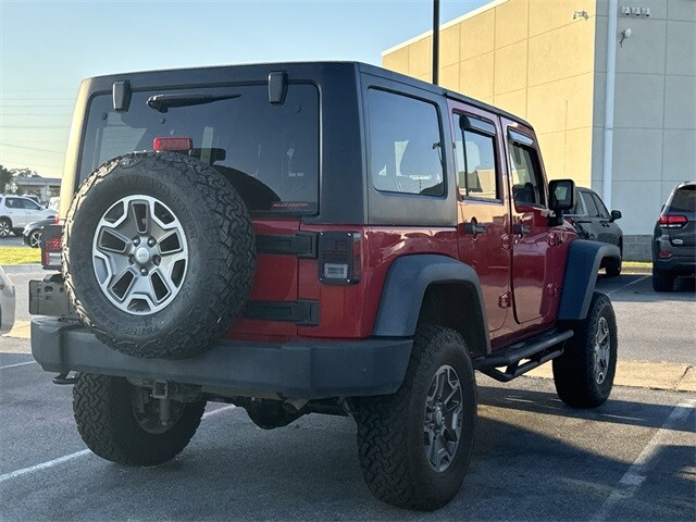 2014 Jeep Wrangler Unlimited Rubicon photo 3