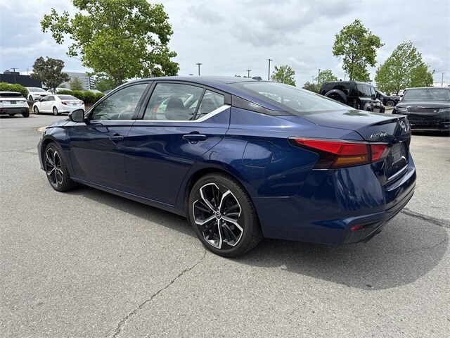 2023 Nissan Altima 2.5 SR photo 3