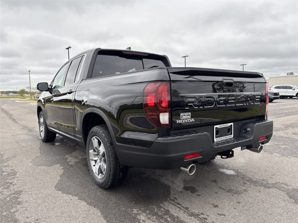 New 2026 Honda Ridgeline RTL Truck Crew Cab