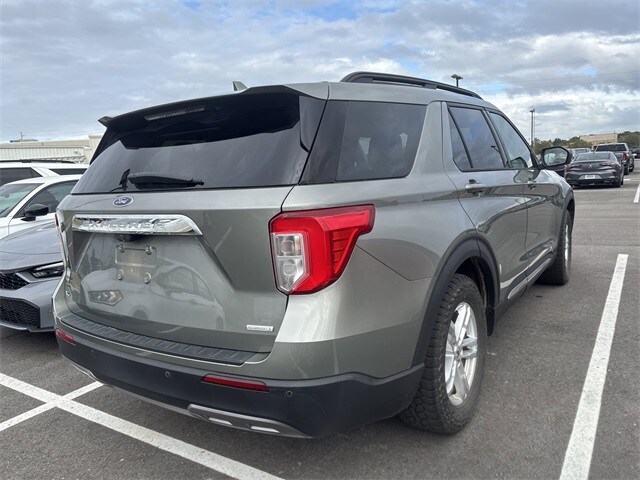 2020 Ford Explorer XLT photo 3