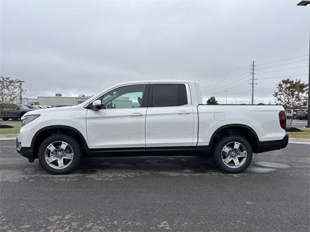 New 2026 Honda Ridgeline RTL Truck Crew Cab