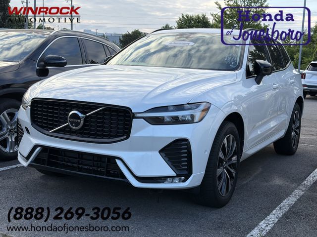 2024 Volvo XC60 B5 Plus Dark Theme AWD's photo