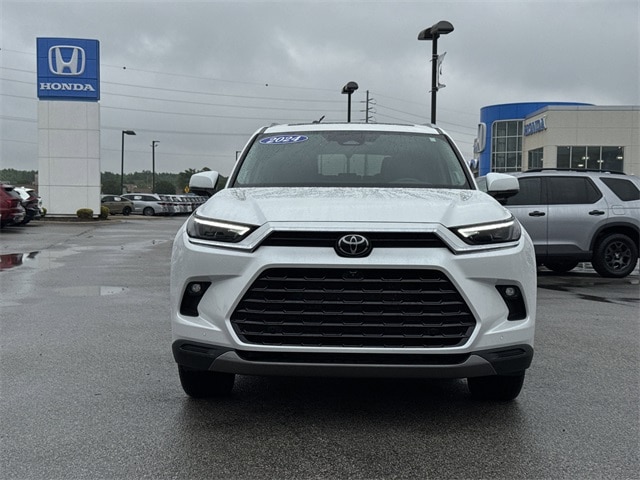 Used 2024 Toyota Grand Highlander Platinum with VIN 5TDAAAB53RS012895 for sale in Jonesboro, AR