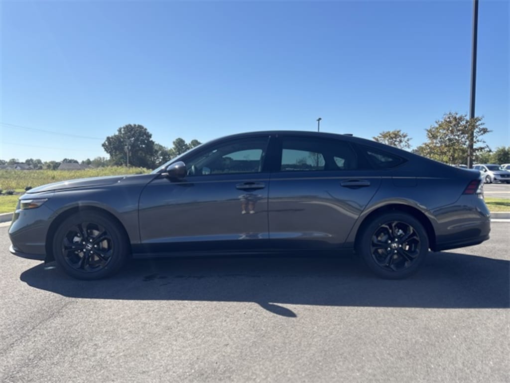 New 2025 Honda Accord SE Sedan